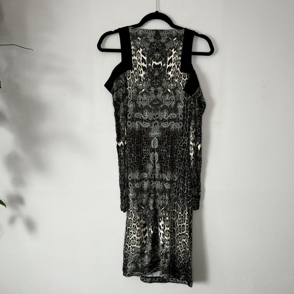 Roberto Cavalli shoulder cutout animal print dress 42 M - Picture 6 of 13